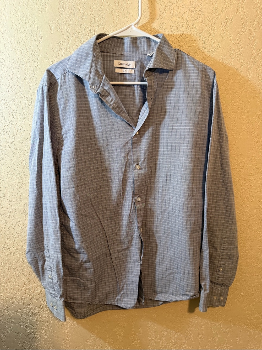 NWOT Calvin Klein Men’s Checkered Dress Shirt